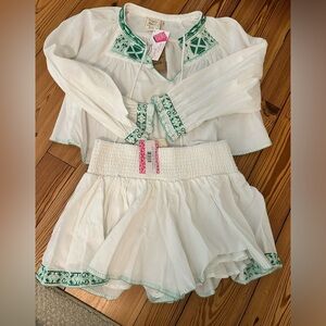 Boutique top and shorts set with green detail brand new with tags